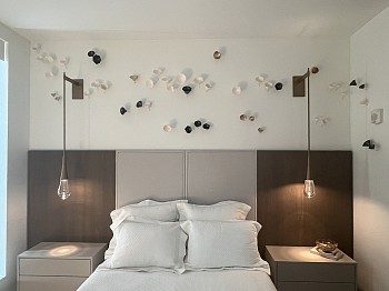 Lucrecia Waggoner - Installation View 